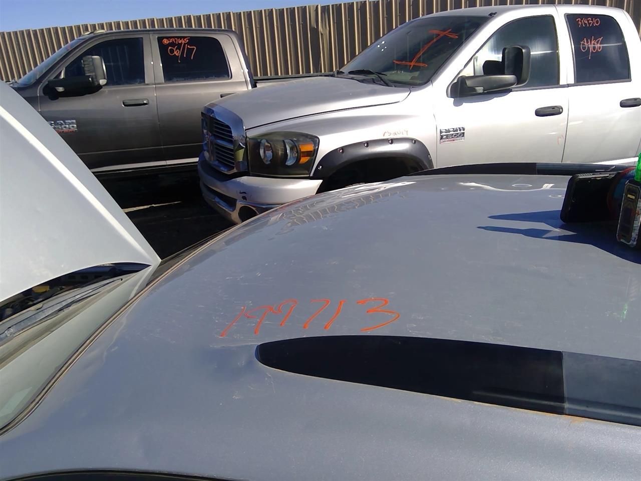 https://f005.backblazeb2.com/file/img-partshotlines-com/Inventory/SW52/Vehicle/21093_04.jpg