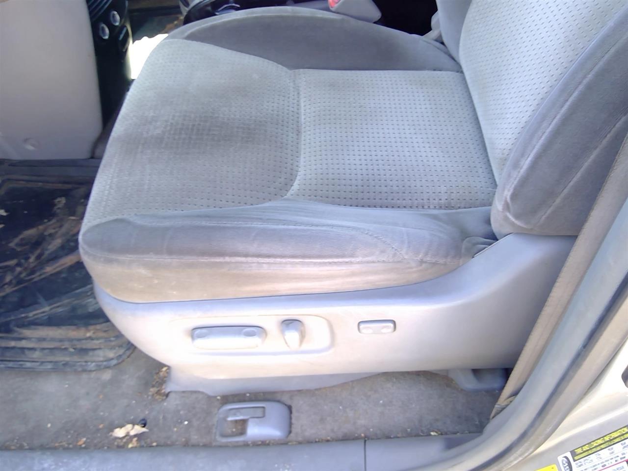 https://f005.backblazeb2.com/file/img-partshotlines-com/Inventory/SW52/Vehicle/21104_04.jpg