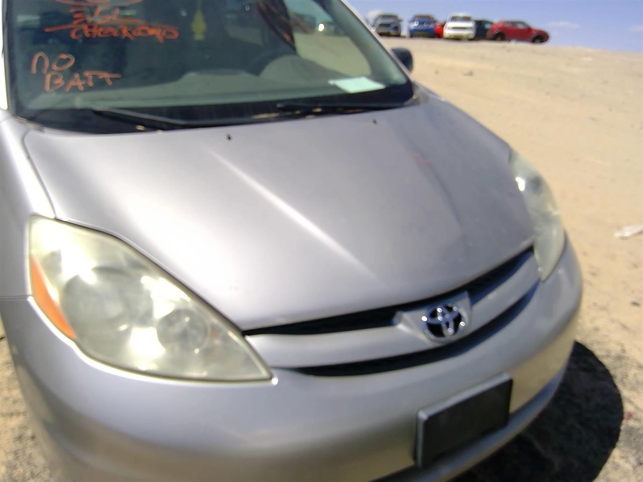 https://f005.backblazeb2.com/file/img-partshotlines-com/Inventory/SW52/Vehicle/21104_08.jpg