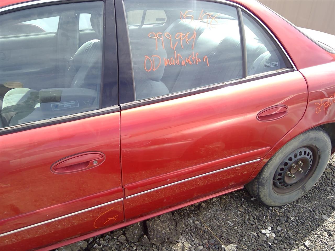 https://f005.backblazeb2.com/file/img-partshotlines-com/Inventory/SW52/Vehicle/21108_13.jpg
