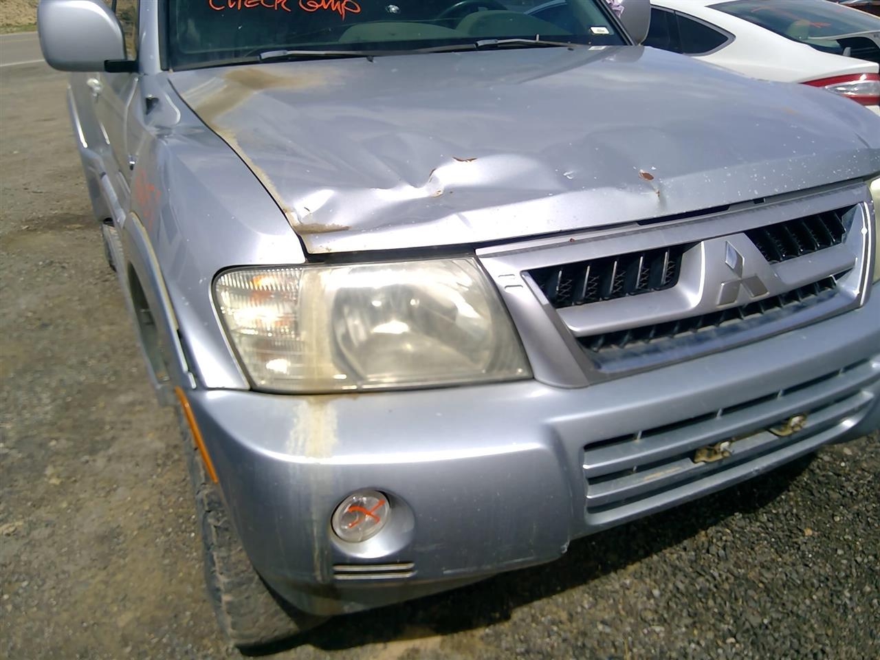 https://f005.backblazeb2.com/file/img-partshotlines-com/Inventory/SW52/Vehicle/21112_07.jpg