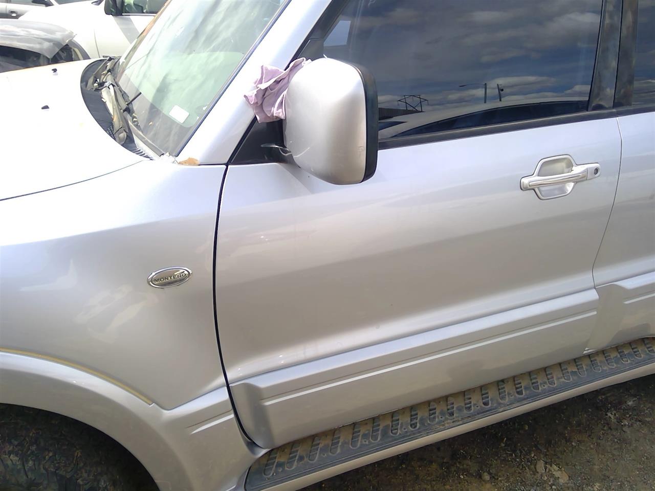 https://f005.backblazeb2.com/file/img-partshotlines-com/Inventory/SW52/Vehicle/21112_11.jpg