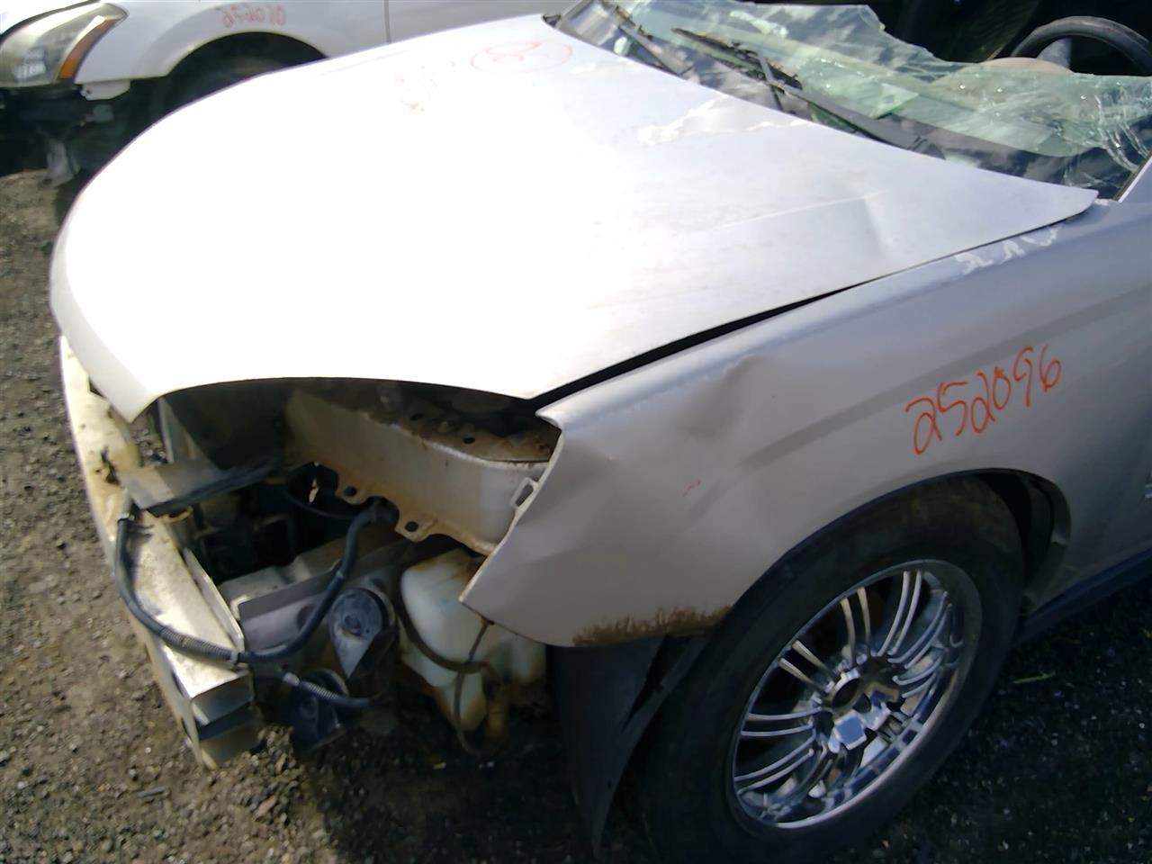 https://f005.backblazeb2.com/file/img-partshotlines-com/Inventory/SW52/Vehicle/21156_09.jpg