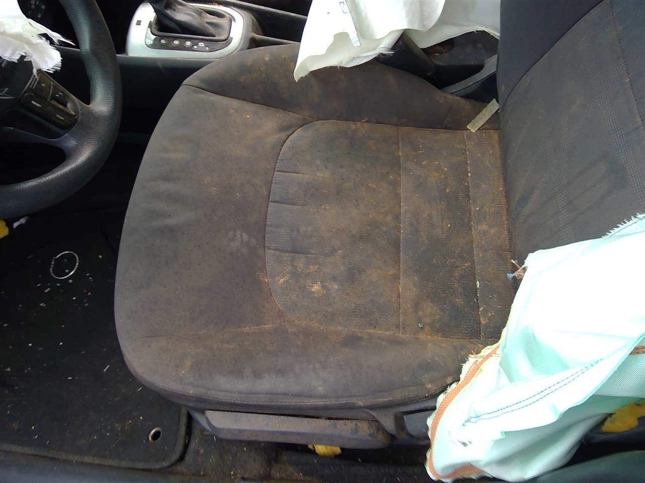 https://f005.backblazeb2.com/file/img-partshotlines-com/Inventory/SW52/Vehicle/21171_03.jpg