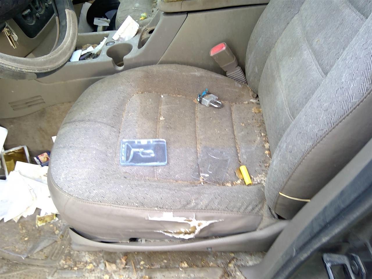 https://f005.backblazeb2.com/file/img-partshotlines-com/Inventory/SW52/Vehicle/21173_03.jpg