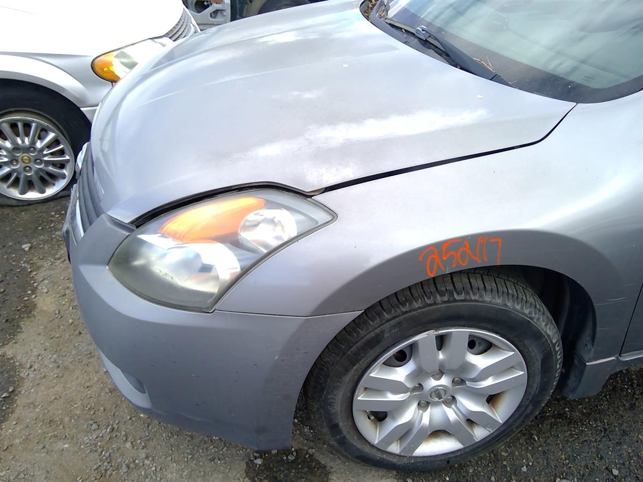 https://f005.backblazeb2.com/file/img-partshotlines-com/Inventory/SW52/Vehicle/21178_09.jpg
