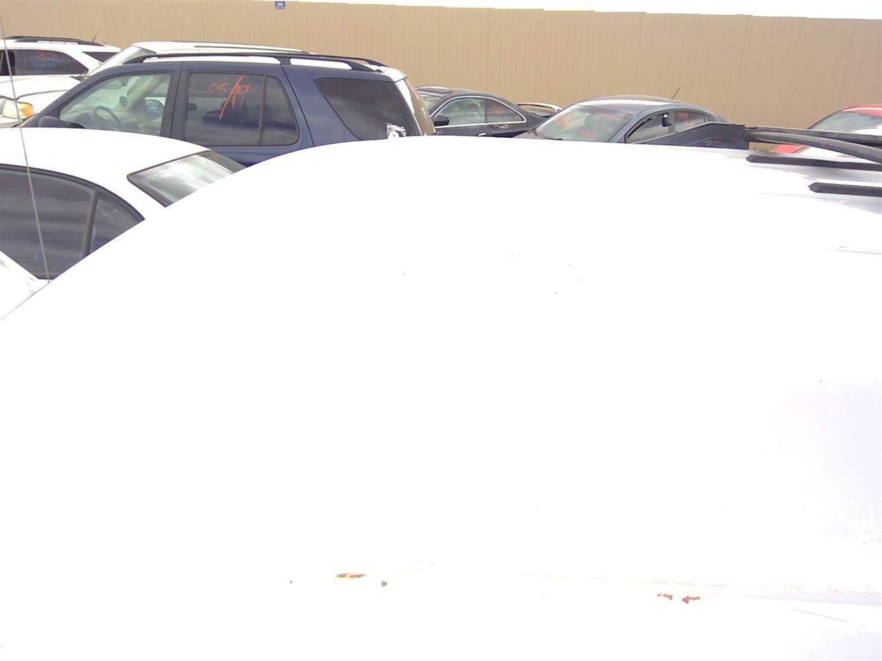 https://f005.backblazeb2.com/file/img-partshotlines-com/Inventory/SW52/Vehicle/21180_04.jpg