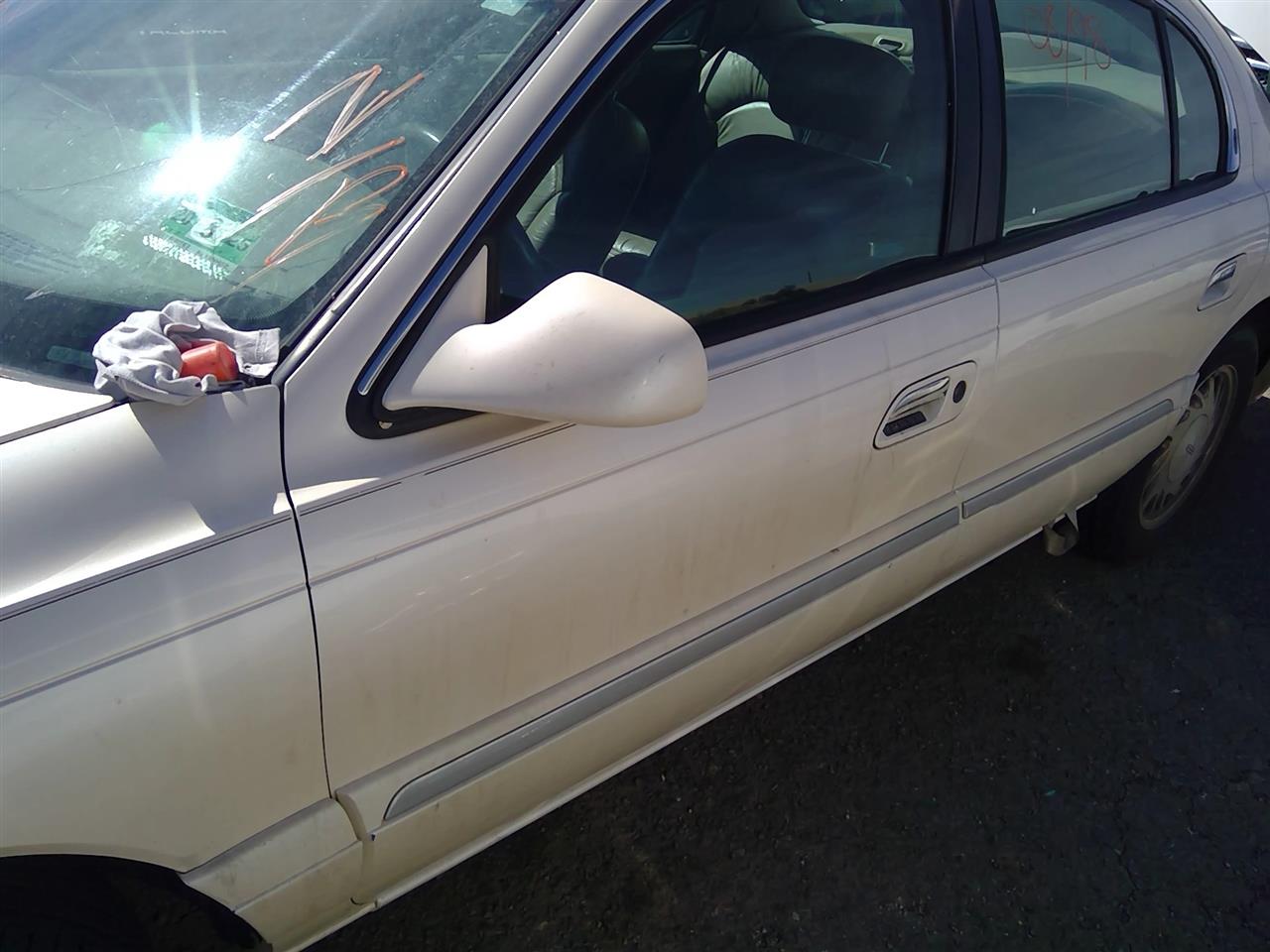 https://f005.backblazeb2.com/file/img-partshotlines-com/Inventory/SW52/Vehicle/21184_09.jpg