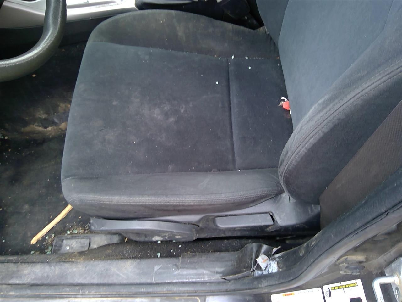https://f005.backblazeb2.com/file/img-partshotlines-com/Inventory/SW52/Vehicle/21193_03.jpg