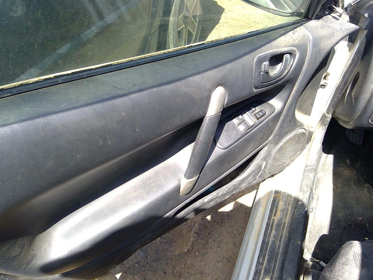https://f005.backblazeb2.com/file/img-partshotlines-com/Inventory/SW52/Vehicle/21204_02.jpg