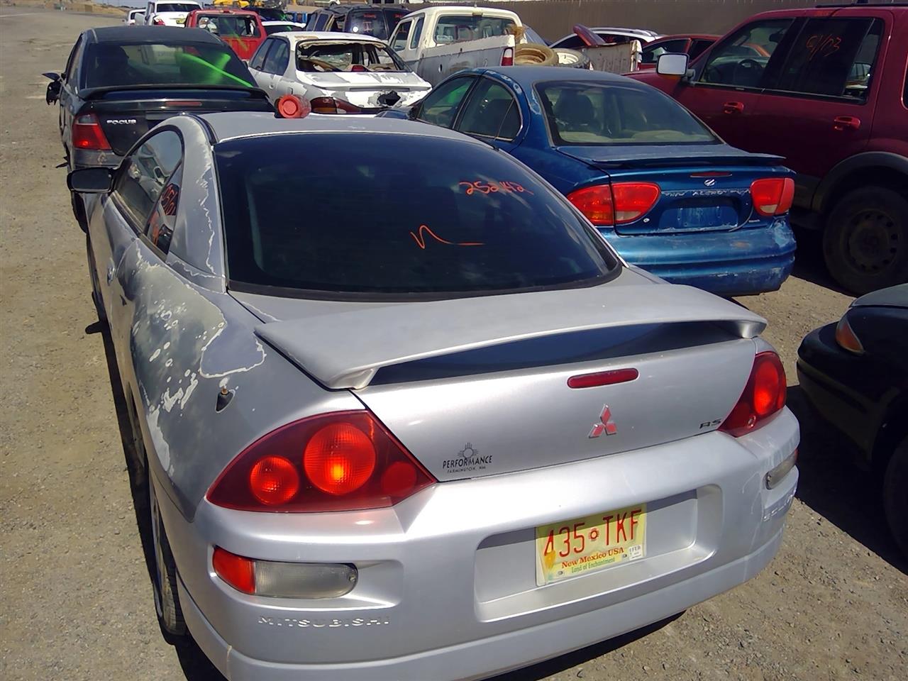 https://f005.backblazeb2.com/file/img-partshotlines-com/Inventory/SW52/Vehicle/21204_13.jpg