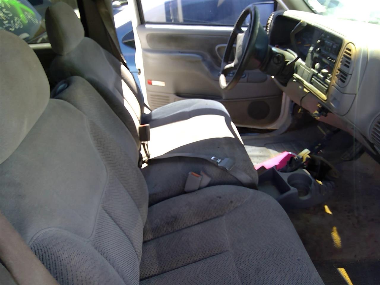 https://f005.backblazeb2.com/file/img-partshotlines-com/Inventory/SW52/Vehicle/21217_03.jpg