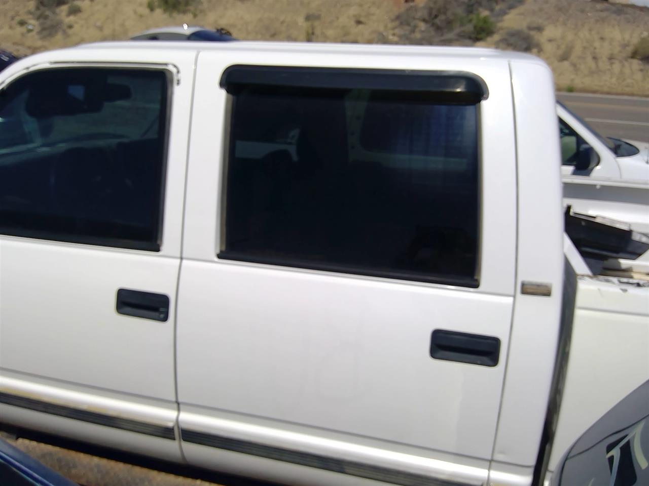 https://f005.backblazeb2.com/file/img-partshotlines-com/Inventory/SW52/Vehicle/21217_11.jpg