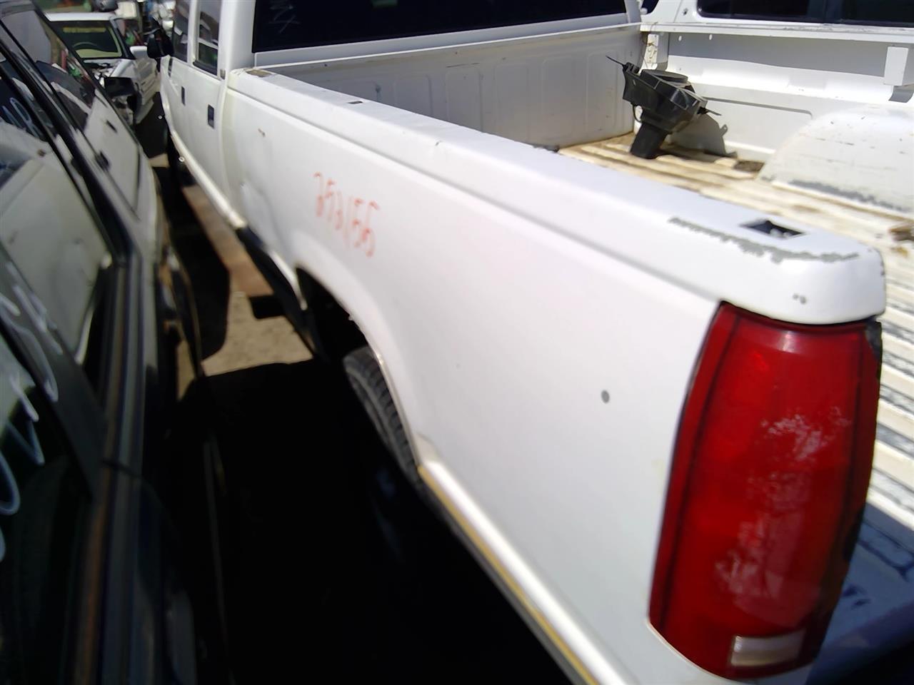 https://f005.backblazeb2.com/file/img-partshotlines-com/Inventory/SW52/Vehicle/21217_12.jpg