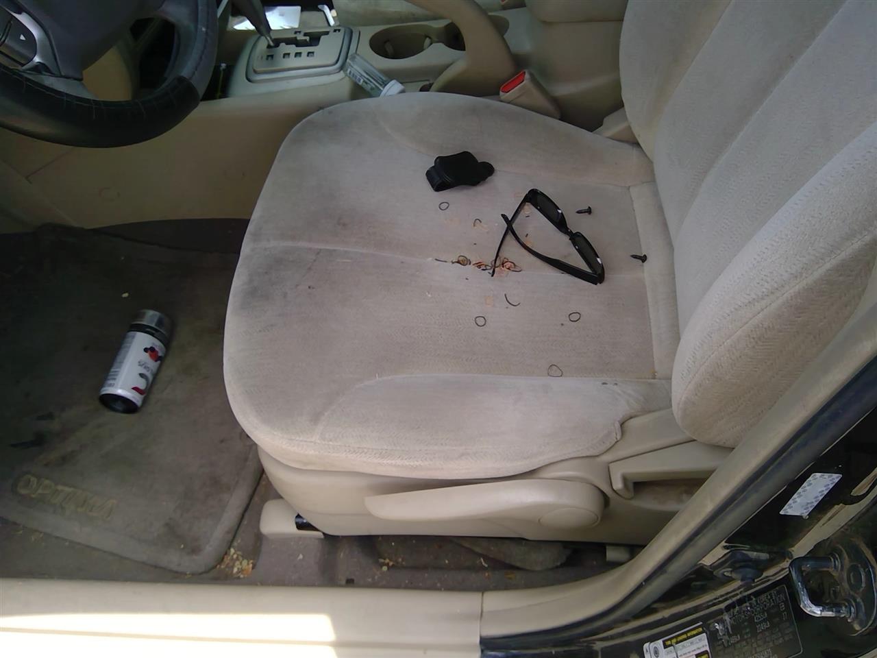 https://f005.backblazeb2.com/file/img-partshotlines-com/Inventory/SW52/Vehicle/21219_03.jpg