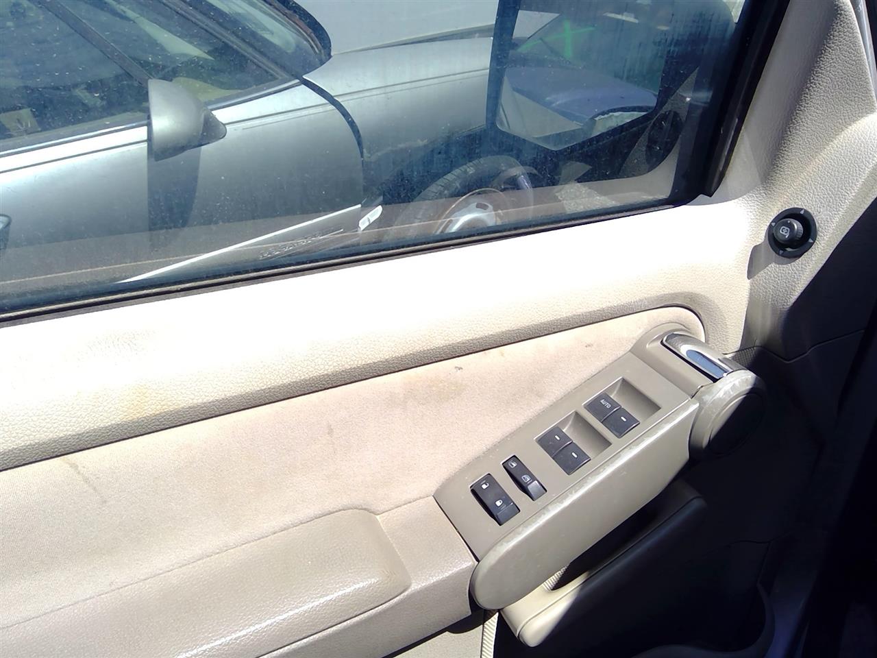 https://f005.backblazeb2.com/file/img-partshotlines-com/Inventory/SW52/Vehicle/21232_02.jpg