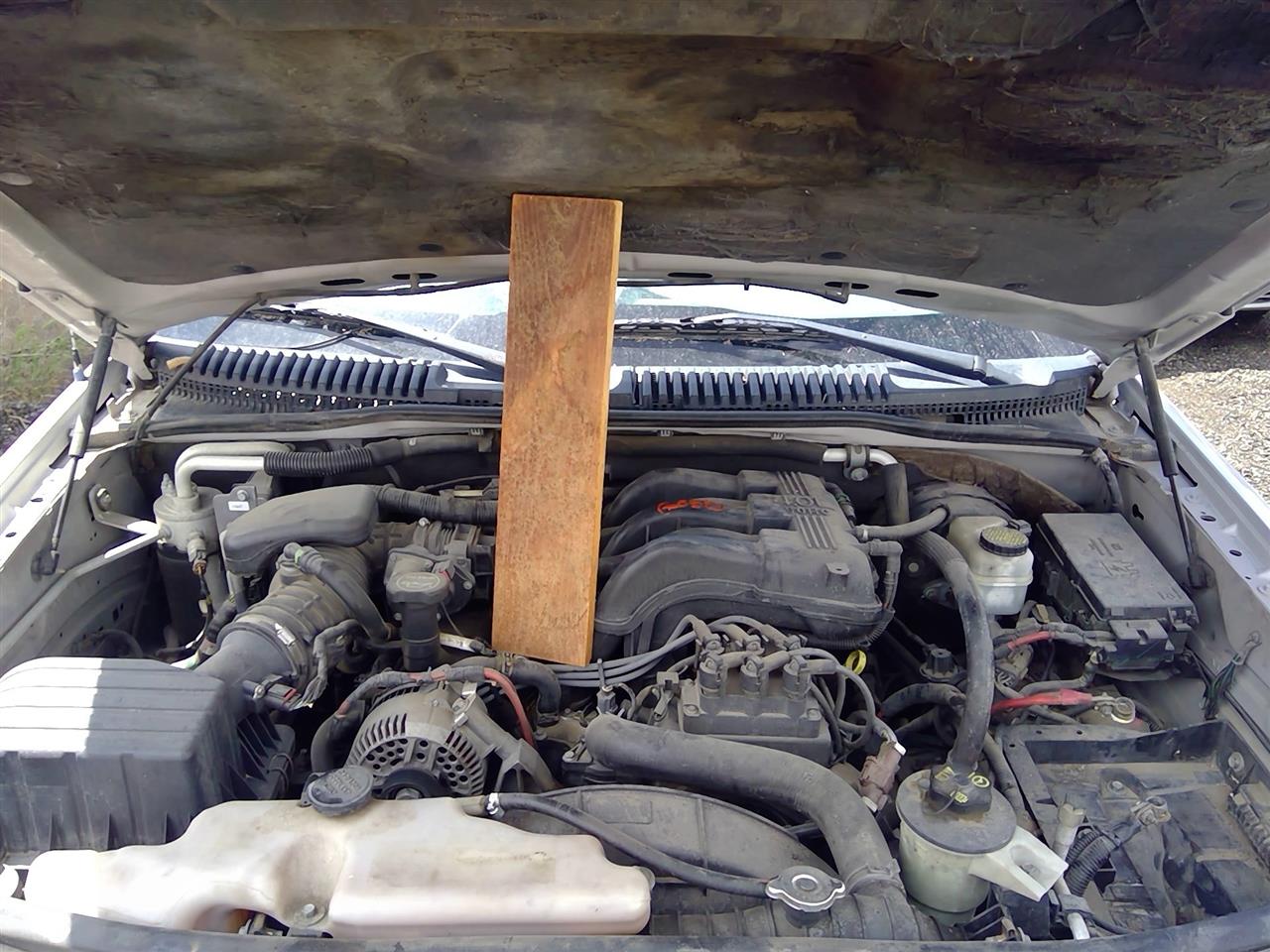 https://f005.backblazeb2.com/file/img-partshotlines-com/Inventory/SW52/Vehicle/21232_05.jpg