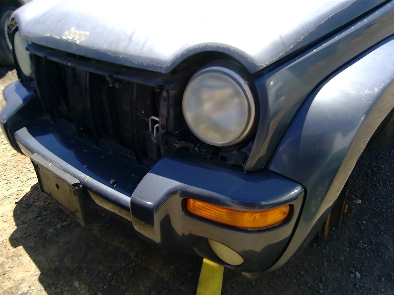 https://f005.backblazeb2.com/file/img-partshotlines-com/Inventory/SW52/Vehicle/21239_09.jpg