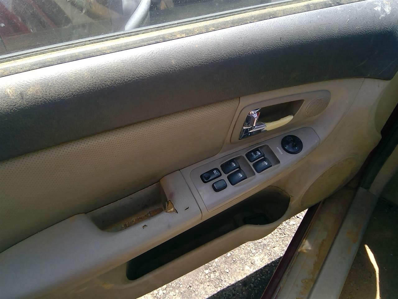 https://f005.backblazeb2.com/file/img-partshotlines-com/Inventory/SW52/Vehicle/21248_02.jpg