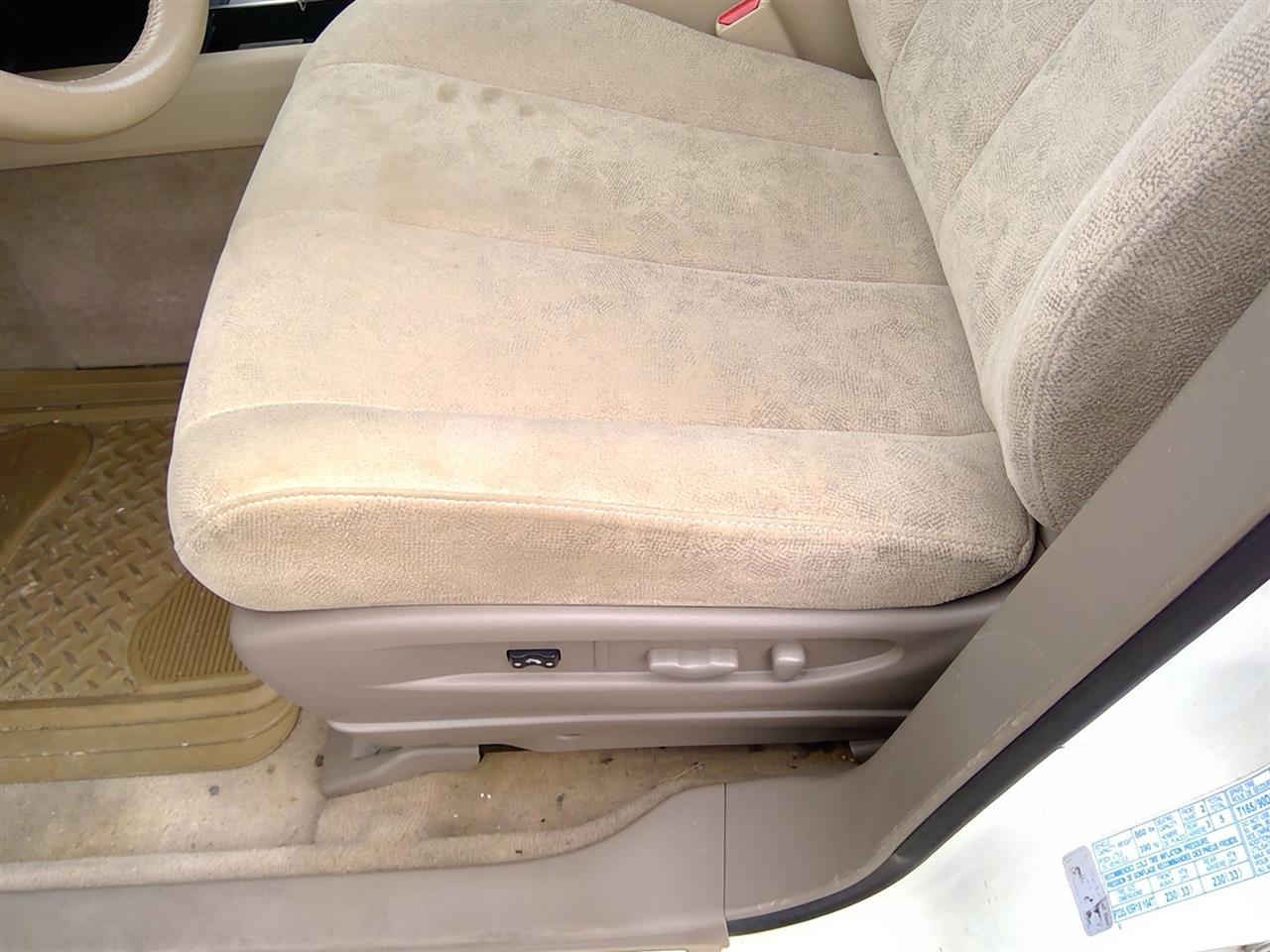 https://f005.backblazeb2.com/file/img-partshotlines-com/Inventory/SW52/Vehicle/21269_03.jpg