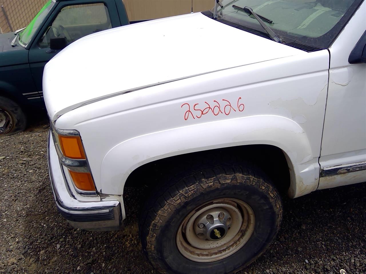https://f005.backblazeb2.com/file/img-partshotlines-com/Inventory/SW52/Vehicle/21290_09.jpg