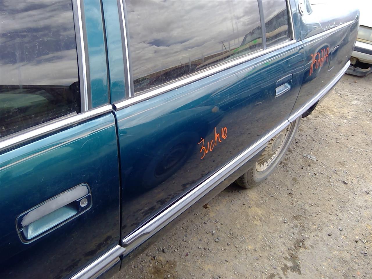 https://f005.backblazeb2.com/file/img-partshotlines-com/Inventory/SW52/Vehicle/21293_10.jpg