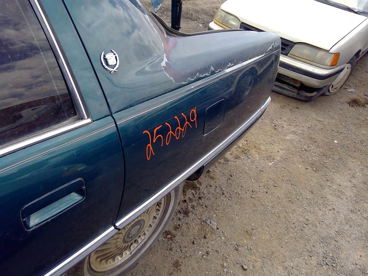 https://f005.backblazeb2.com/file/img-partshotlines-com/Inventory/SW52/Vehicle/21293_11.jpg