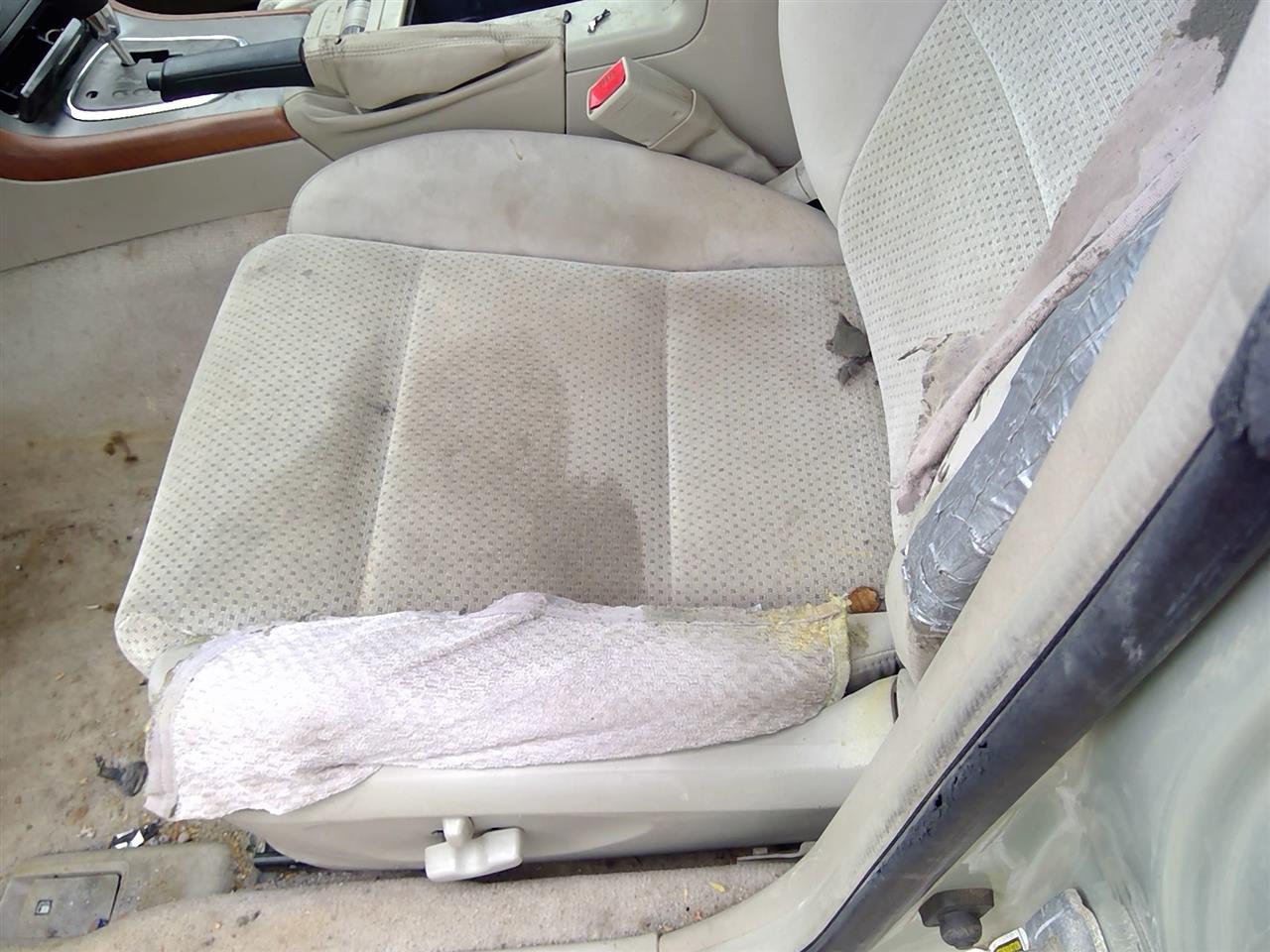 https://f005.backblazeb2.com/file/img-partshotlines-com/Inventory/SW52/Vehicle/21304_03.jpg