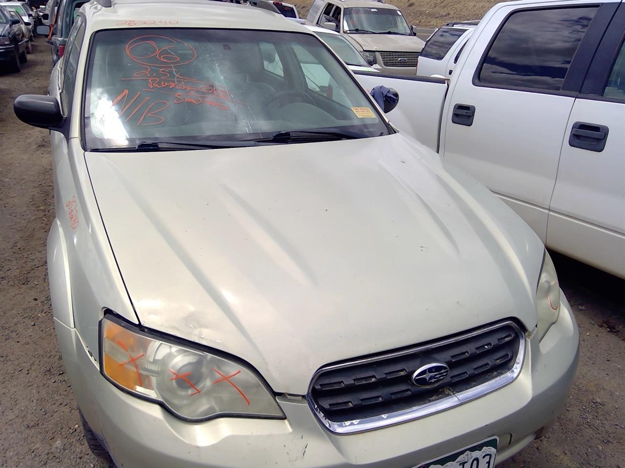https://f005.backblazeb2.com/file/img-partshotlines-com/Inventory/SW52/Vehicle/21304_08.jpg