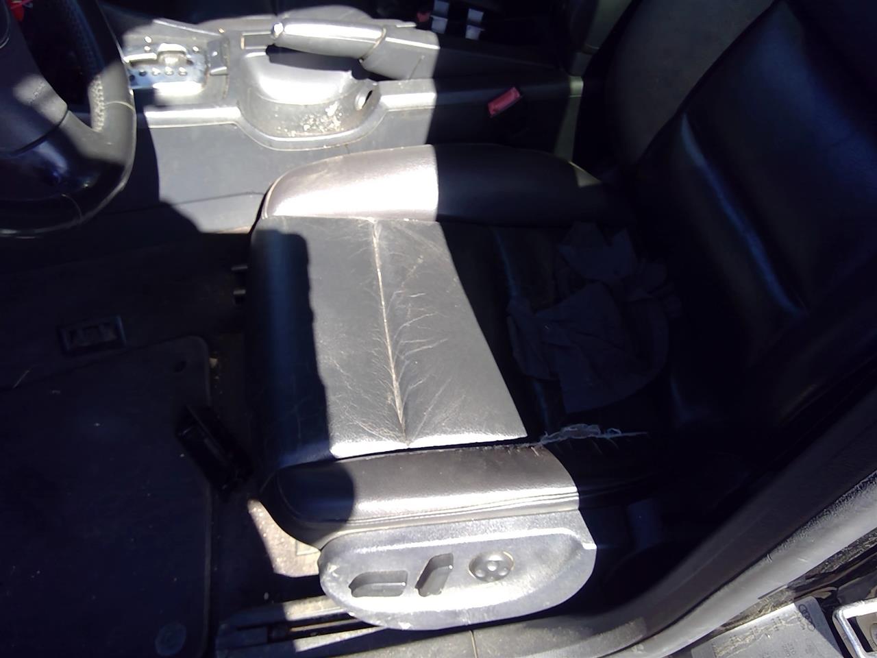 https://f005.backblazeb2.com/file/img-partshotlines-com/Inventory/SW52/Vehicle/21318_03.jpg