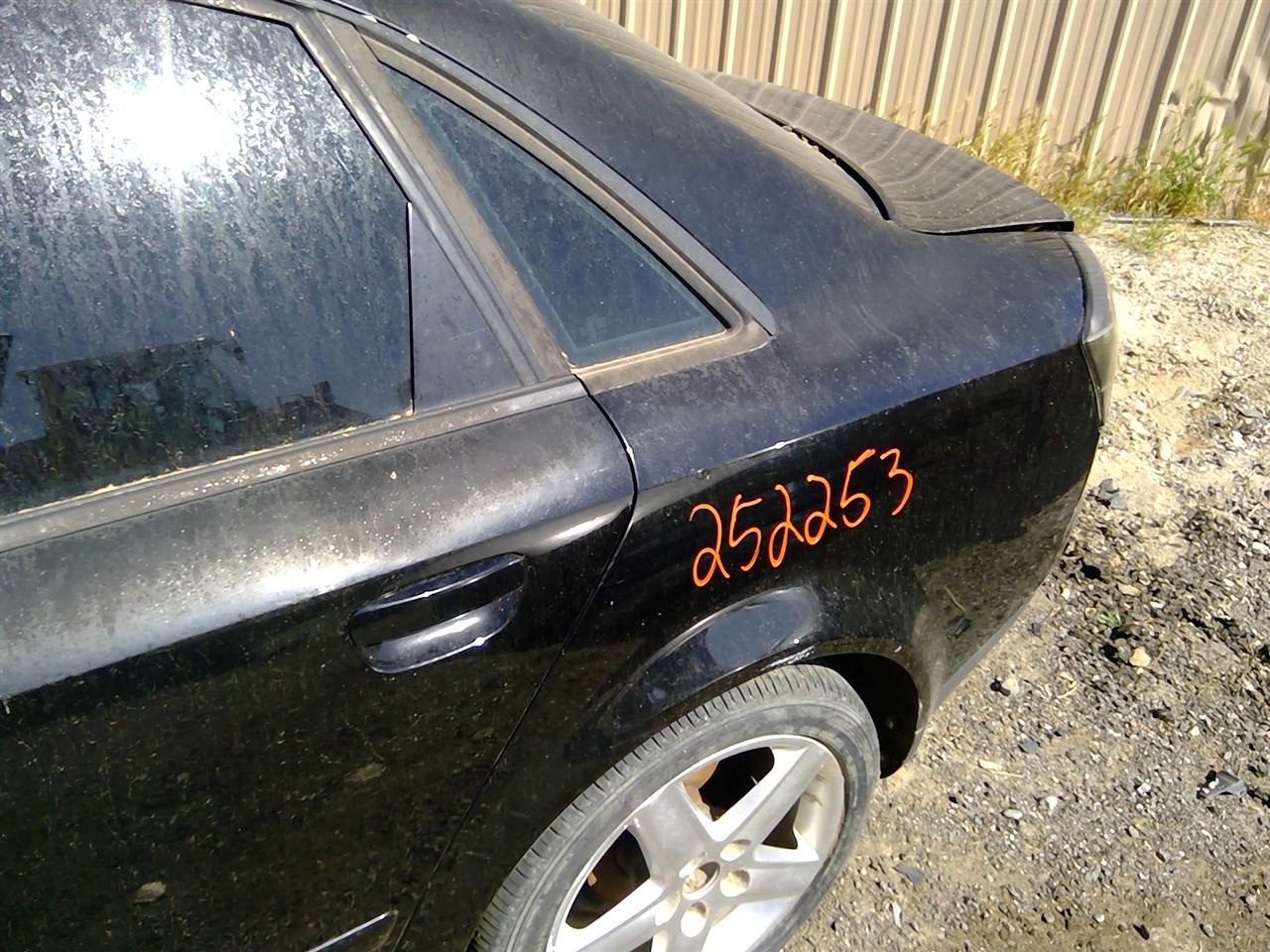 https://f005.backblazeb2.com/file/img-partshotlines-com/Inventory/SW52/Vehicle/21318_12.jpg