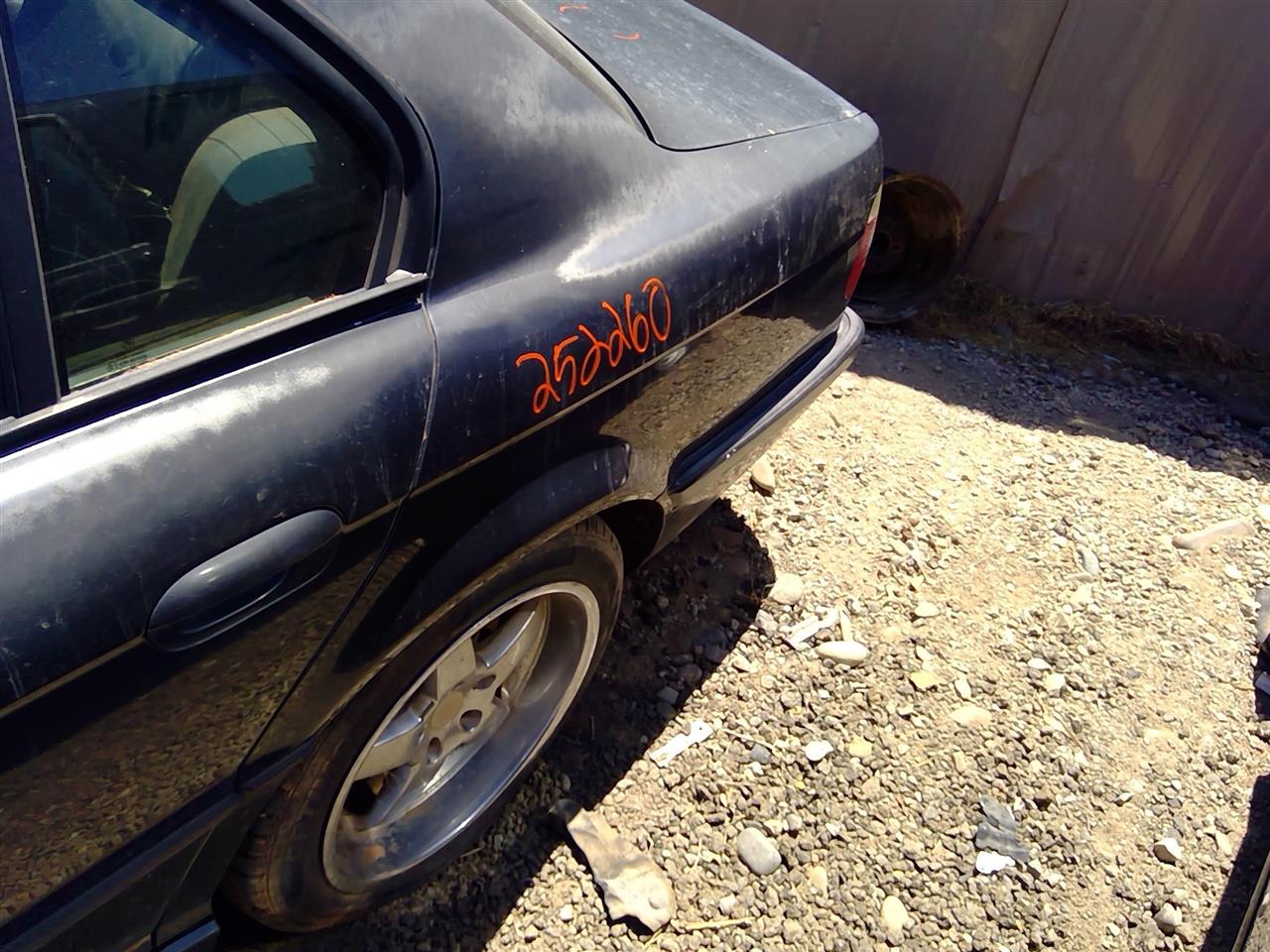 https://f005.backblazeb2.com/file/img-partshotlines-com/Inventory/SW52/Vehicle/21325_11.jpg