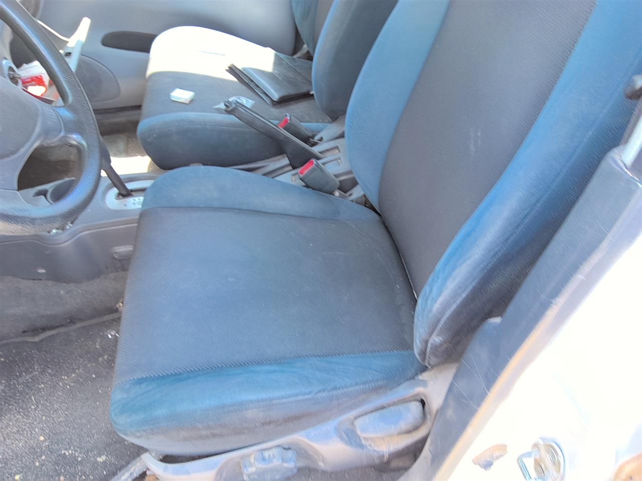 https://f005.backblazeb2.com/file/img-partshotlines-com/Inventory/SW52/Vehicle/21340_03.jpg