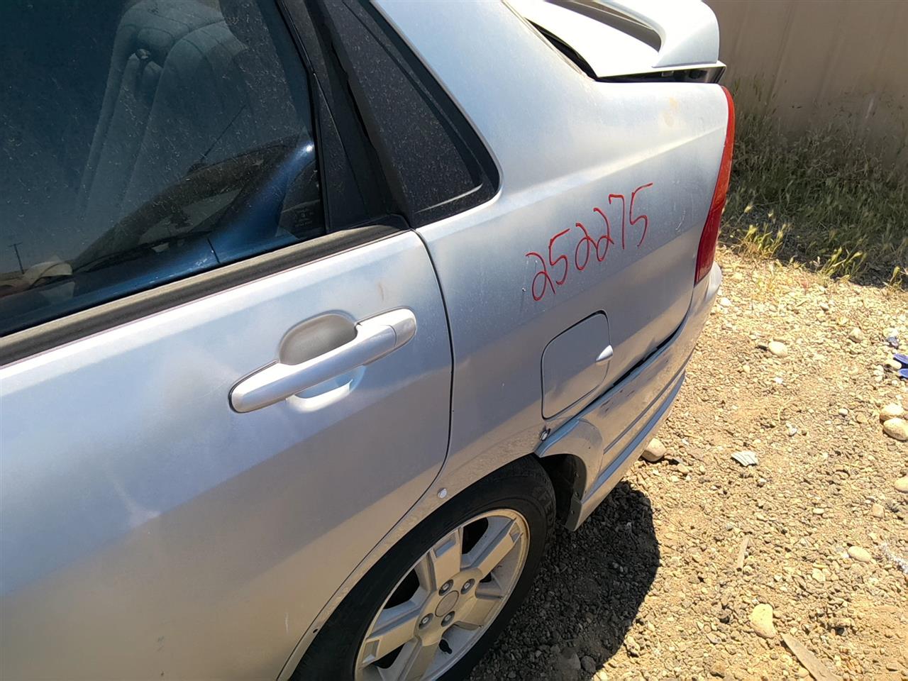 https://f005.backblazeb2.com/file/img-partshotlines-com/Inventory/SW52/Vehicle/21340_12.jpg
