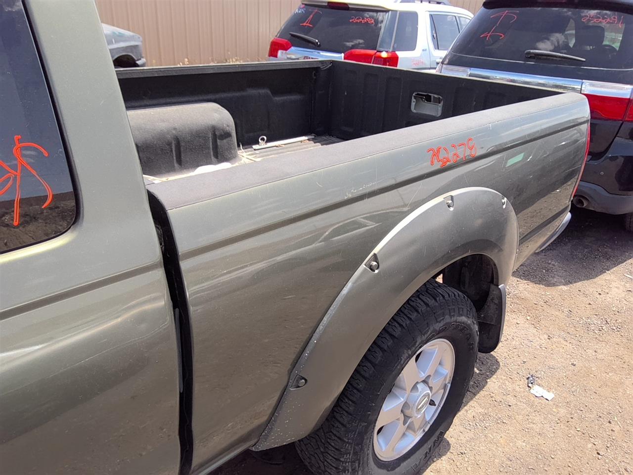 https://f005.backblazeb2.com/file/img-partshotlines-com/Inventory/SW52/Vehicle/21343_12.jpg