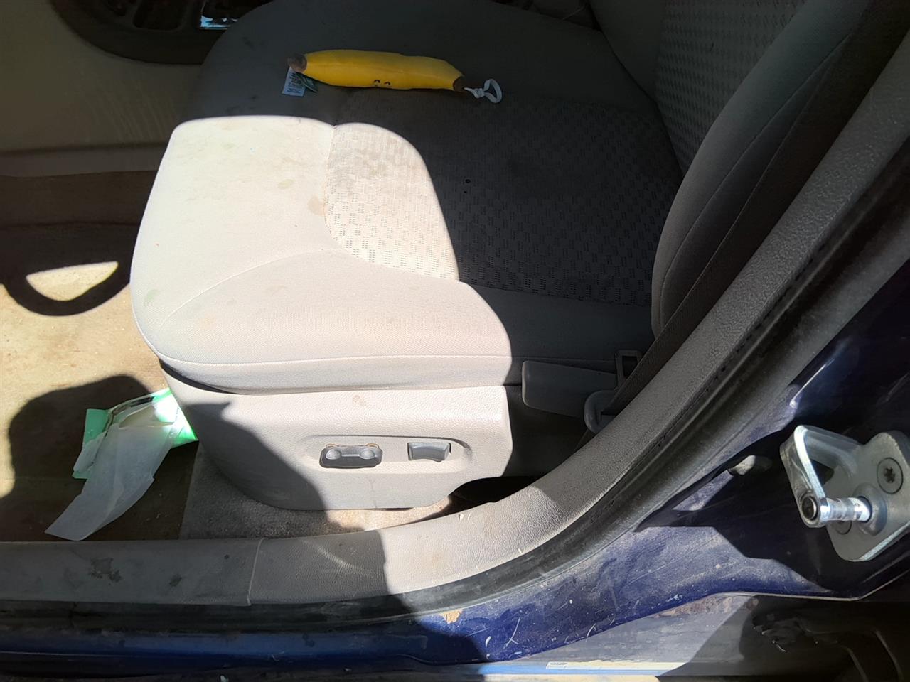 https://f005.backblazeb2.com/file/img-partshotlines-com/Inventory/SW52/Vehicle/21353_03.jpg
