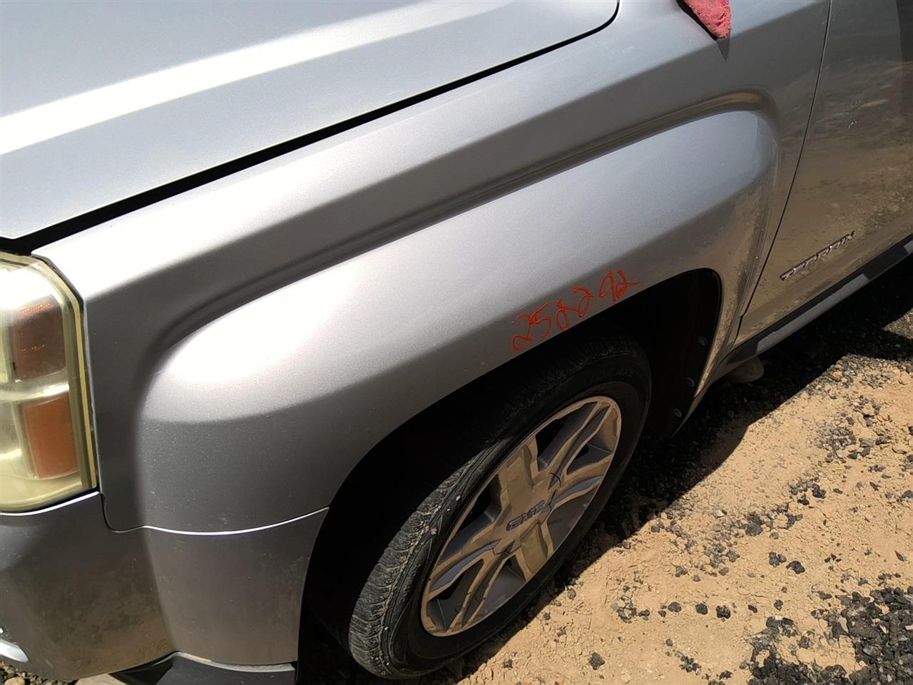 https://f005.backblazeb2.com/file/img-partshotlines-com/Inventory/SW52/Vehicle/21357_10.jpg