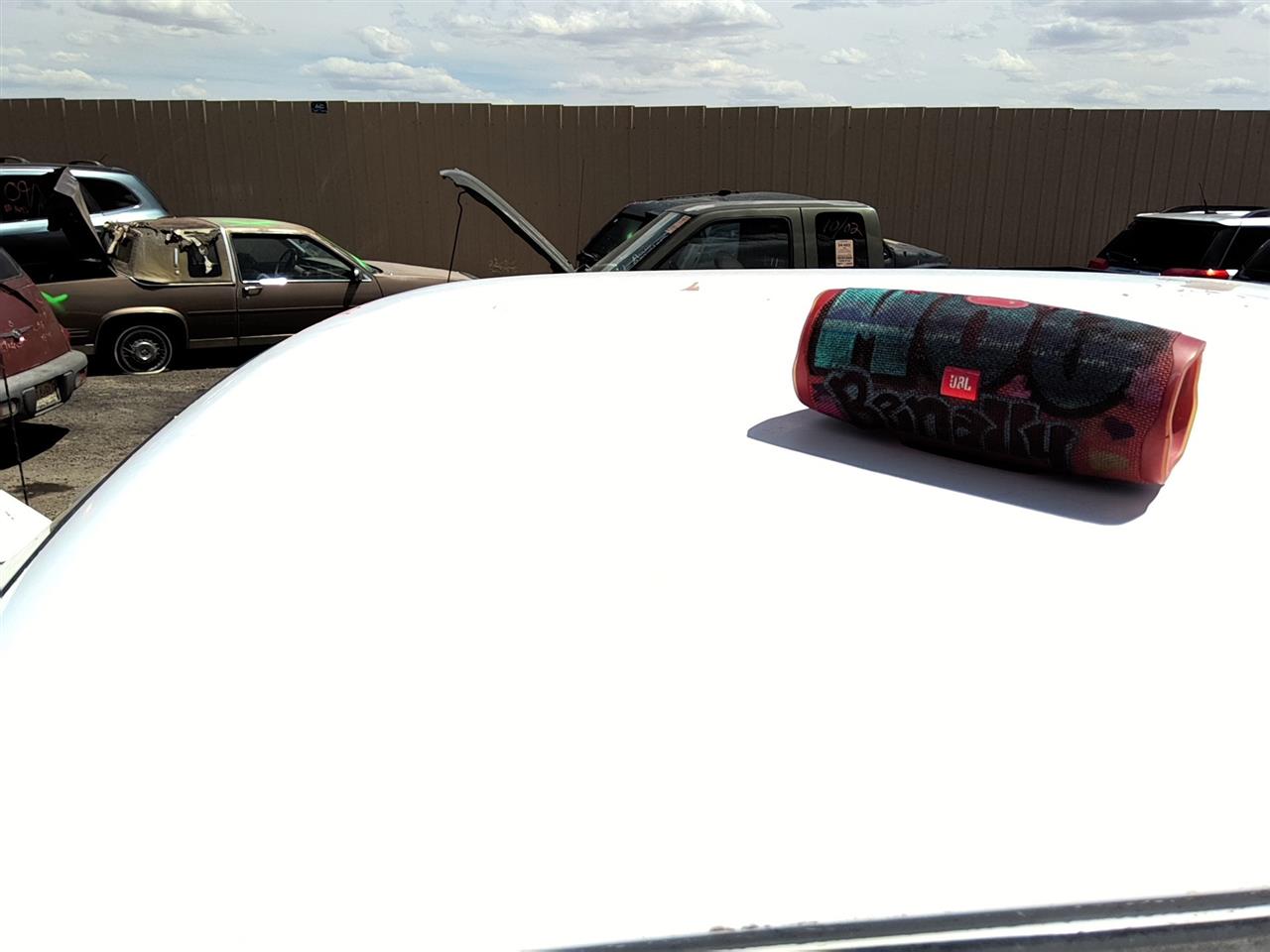https://f005.backblazeb2.com/file/img-partshotlines-com/Inventory/SW52/Vehicle/21362_04.jpg