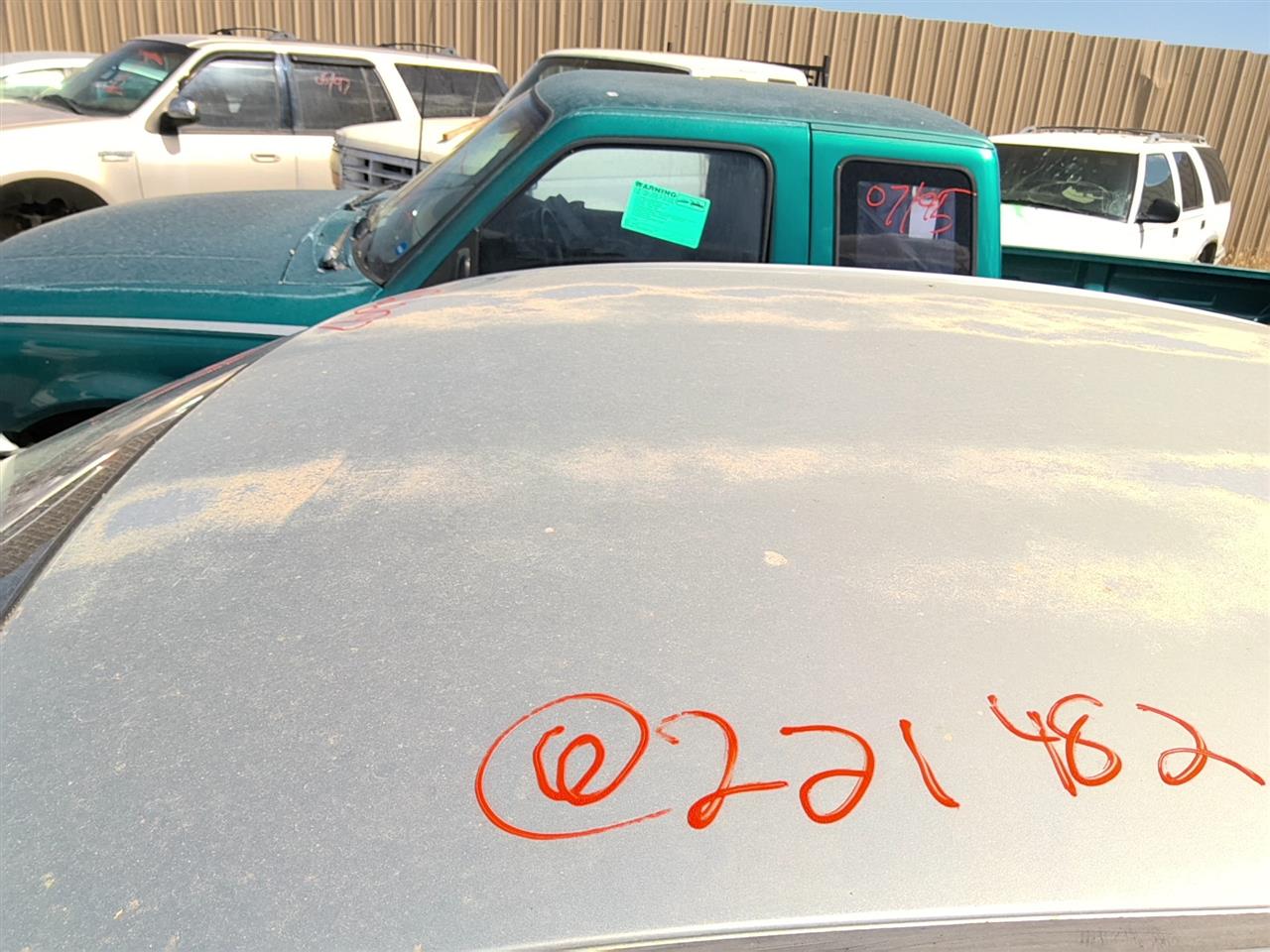https://f005.backblazeb2.com/file/img-partshotlines-com/Inventory/SW52/Vehicle/21363_04.jpg