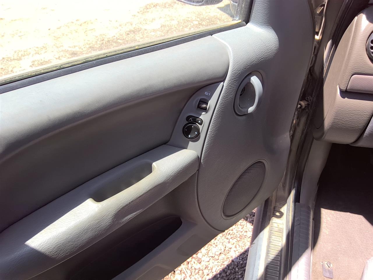 https://f005.backblazeb2.com/file/img-partshotlines-com/Inventory/SW52/Vehicle/21374_04.jpg