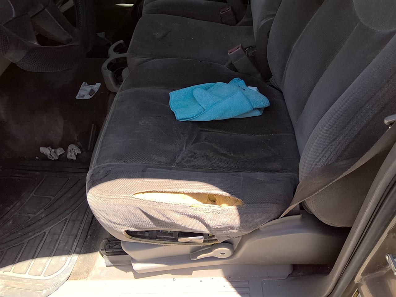 https://f005.backblazeb2.com/file/img-partshotlines-com/Inventory/SW52/Vehicle/21386_03.jpg