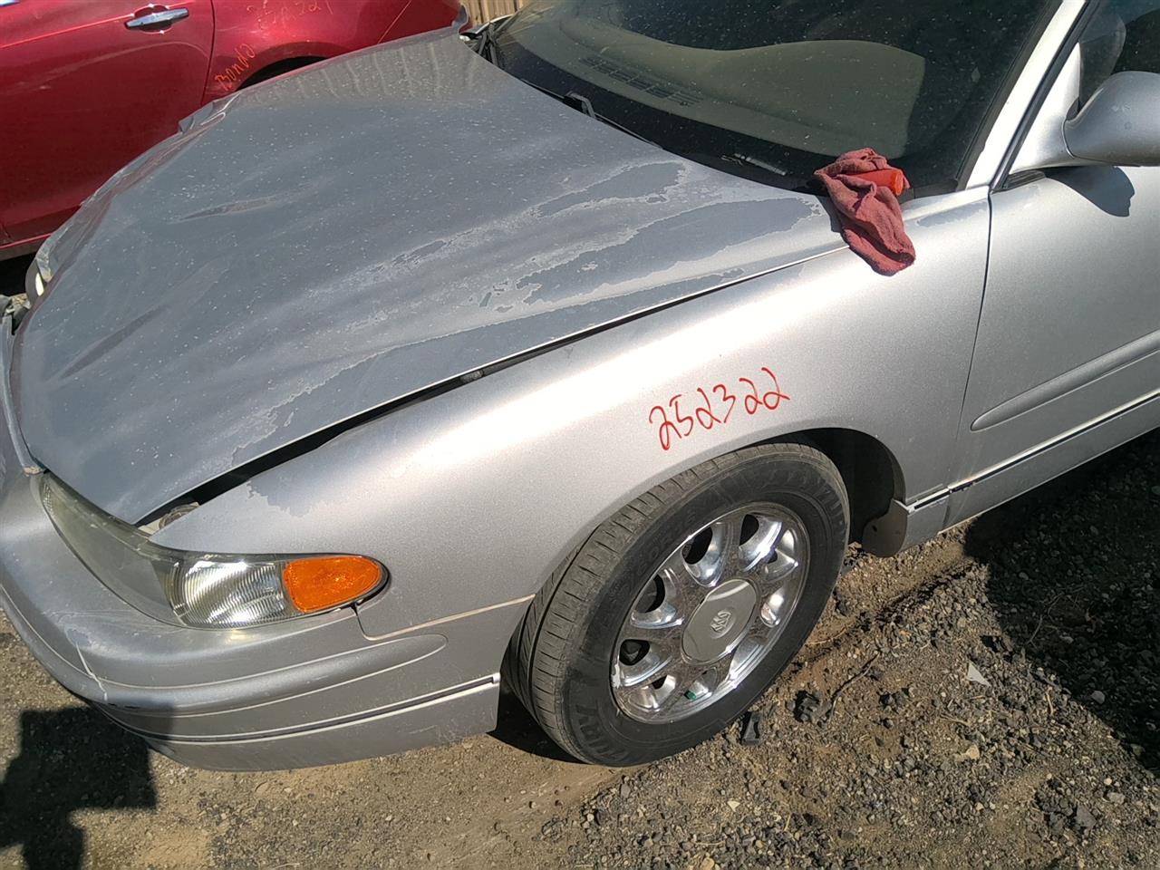 https://f005.backblazeb2.com/file/img-partshotlines-com/Inventory/SW52/Vehicle/21389_10.jpg