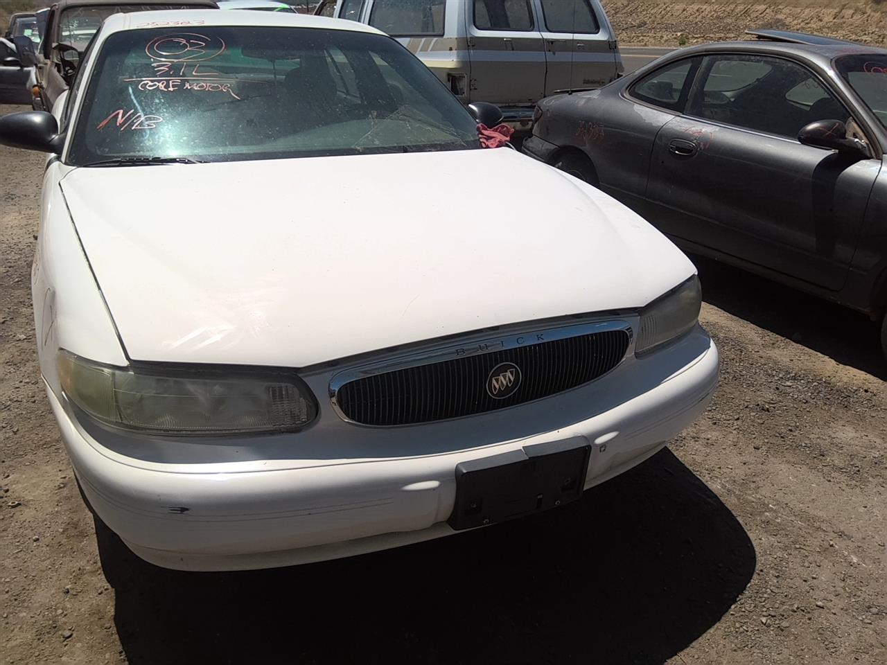 https://f005.backblazeb2.com/file/img-partshotlines-com/Inventory/SW52/Vehicle/21390_07.jpg