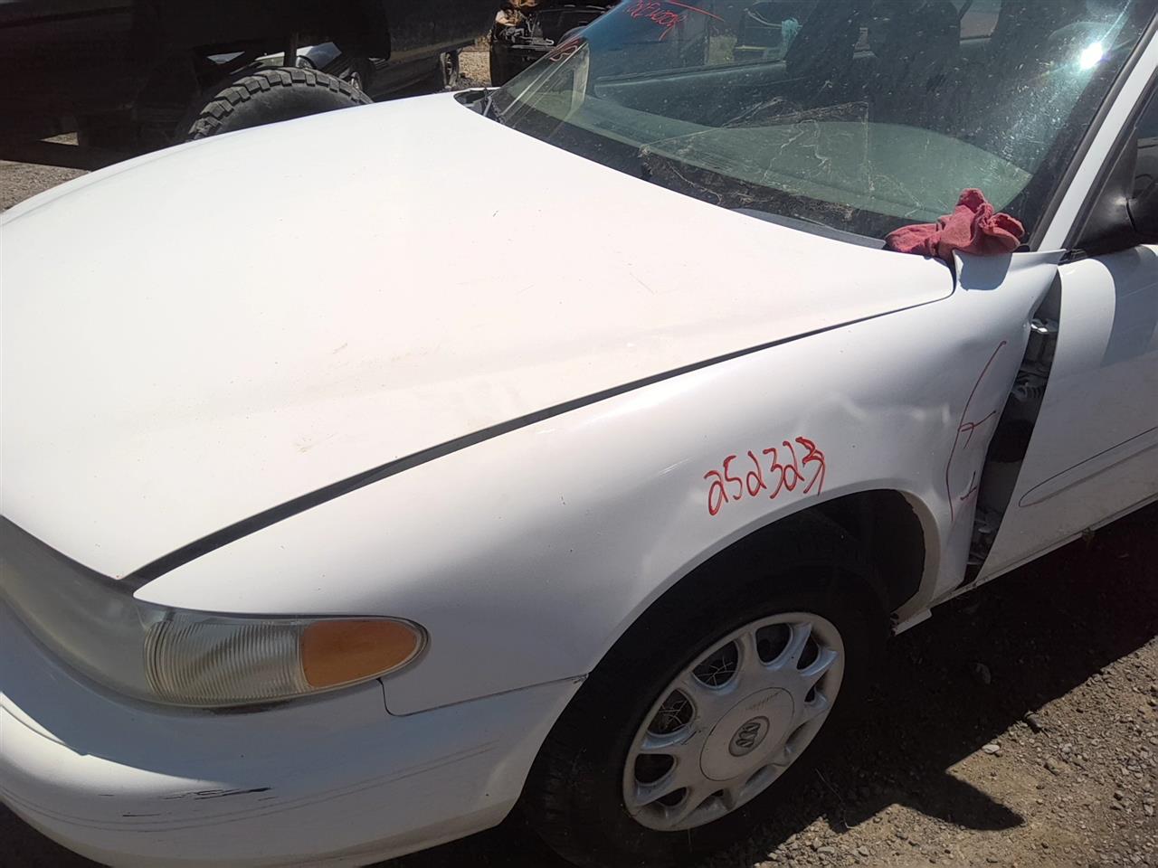 https://f005.backblazeb2.com/file/img-partshotlines-com/Inventory/SW52/Vehicle/21390_09.jpg
