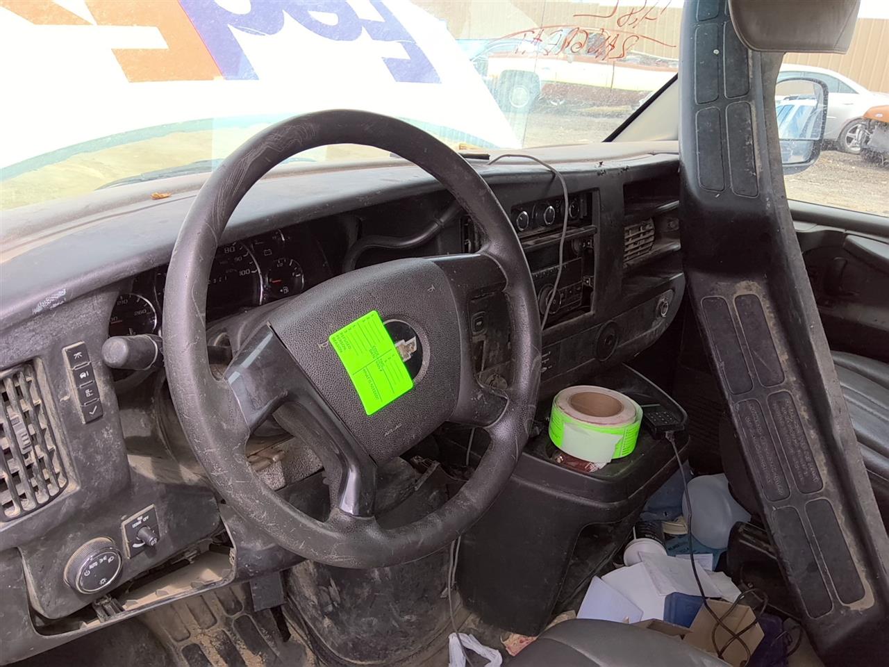 https://f005.backblazeb2.com/file/img-partshotlines-com/Inventory/SW52/Vehicle/21404_03.jpg