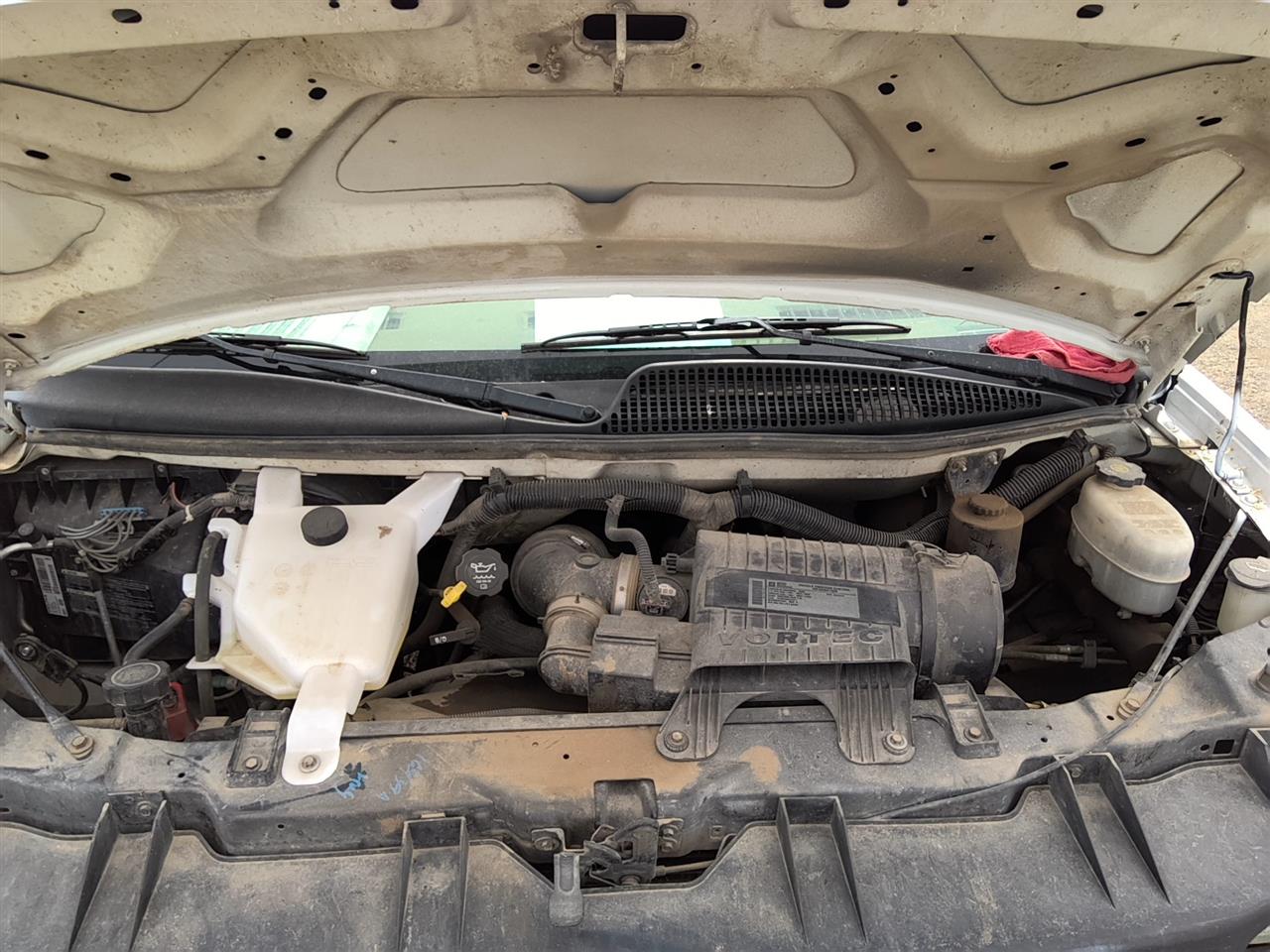 https://f005.backblazeb2.com/file/img-partshotlines-com/Inventory/SW52/Vehicle/21404_06.jpg