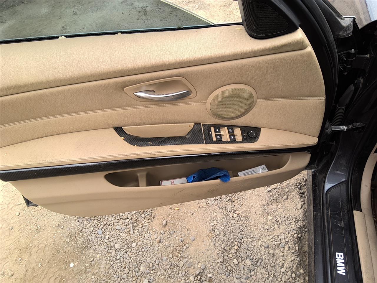https://f005.backblazeb2.com/file/img-partshotlines-com/Inventory/SW52/Vehicle/21406_02.jpg