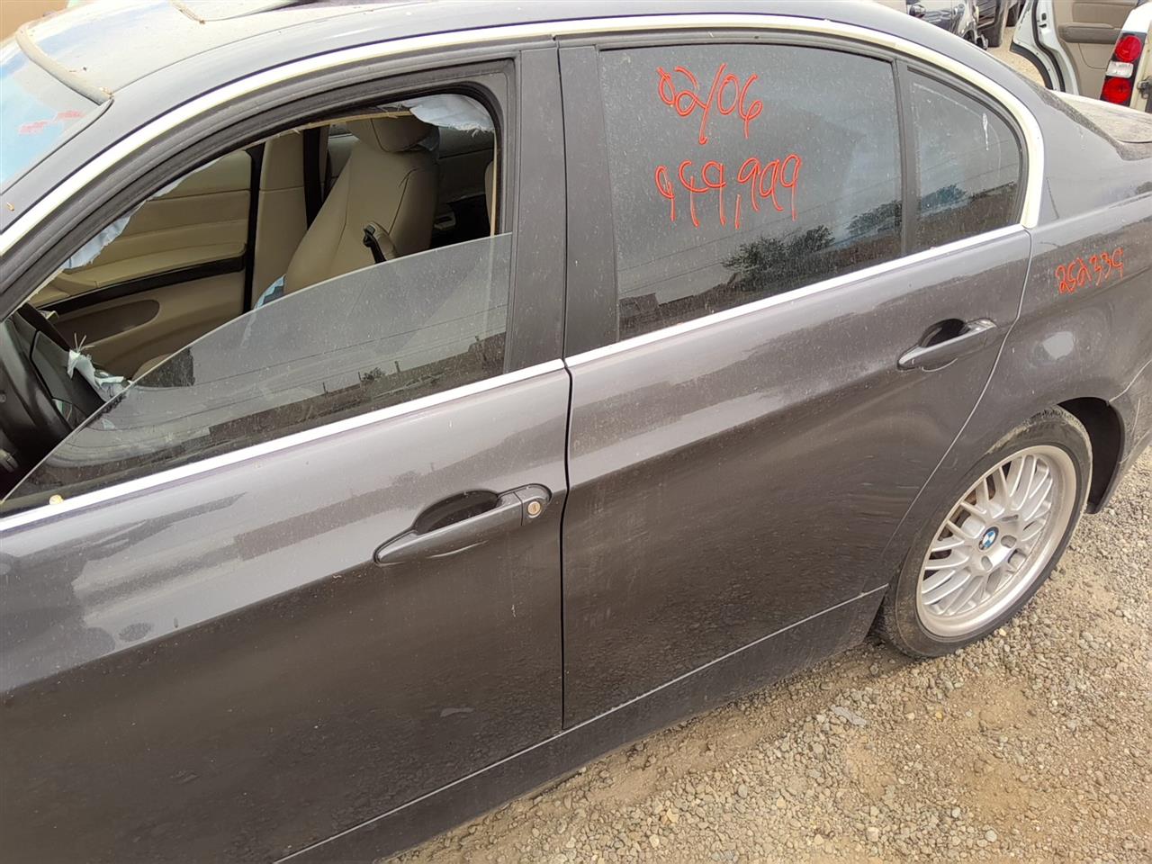 https://f005.backblazeb2.com/file/img-partshotlines-com/Inventory/SW52/Vehicle/21406_11.jpg