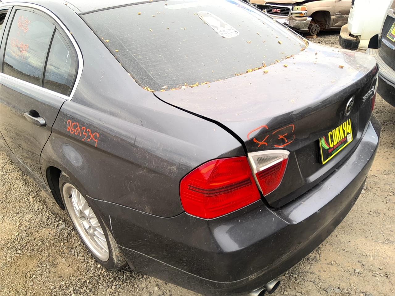 https://f005.backblazeb2.com/file/img-partshotlines-com/Inventory/SW52/Vehicle/21406_13.jpg