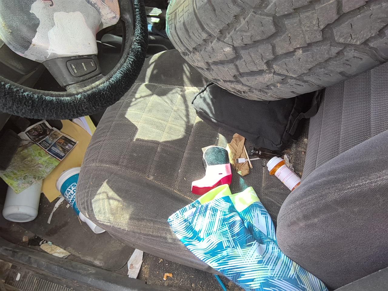 https://f005.backblazeb2.com/file/img-partshotlines-com/Inventory/SW52/Vehicle/21420_03.jpg